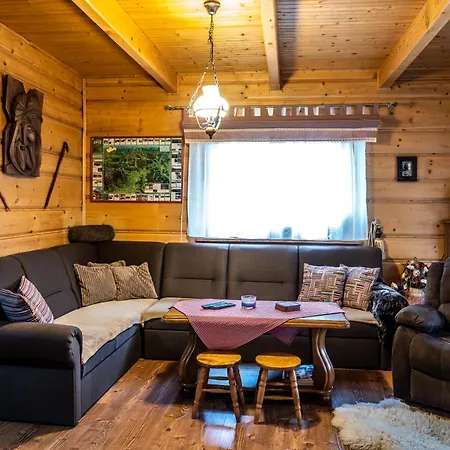 Lodge Lenka
