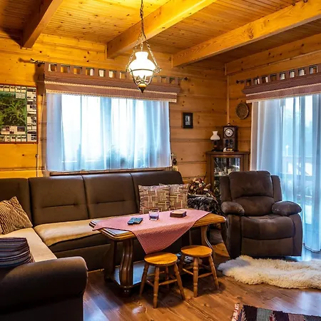 Lenka Lodge